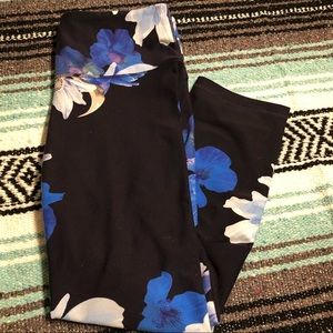 Go Dry Elevate legging by Old Navy